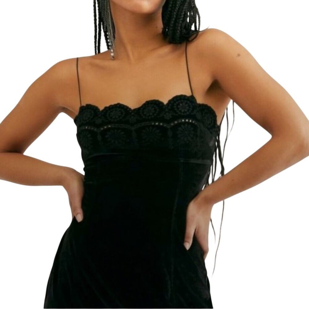 Free People Shut The Door Black Velvet Mini Slip Dress S Whimsigoth Gothic Emo